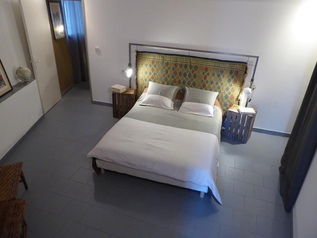 Le Planet 52 Apartment L'Isle-sur-la-Sorgue Ngoại thất bức ảnh