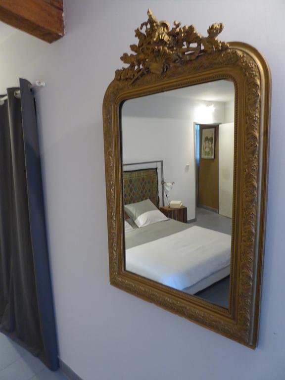 Le Planet 52 Apartment L'Isle-sur-la-Sorgue Ngoại thất bức ảnh